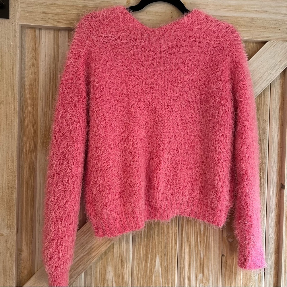 fFuffy neon pink sweater by freshman
size medium - Picture 5 of 8